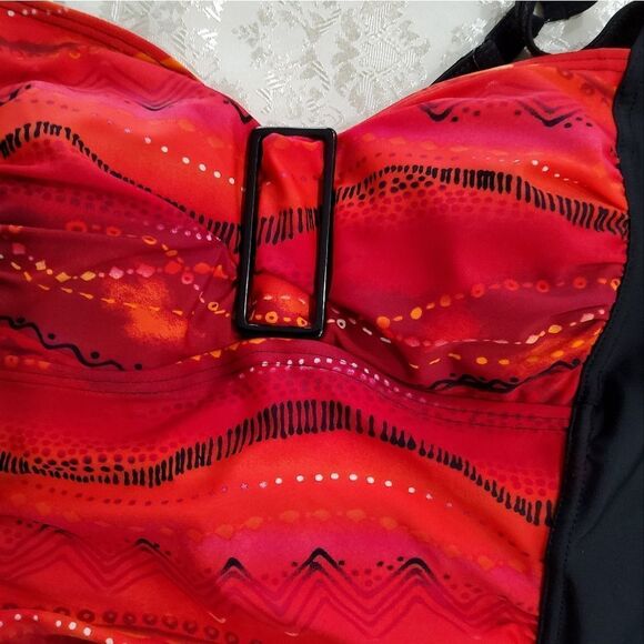 Byron Bay Australia Women's Swimsuit One Piece Size 10/30 - Picture 9 of 11